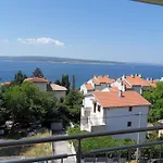 Petricevic *